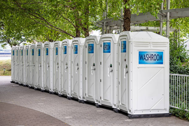 Best Porta potty delivery and setup  in Shelton, NE